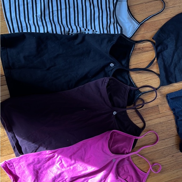 Lululemon tanks - size 4 - Picture 4 of 7